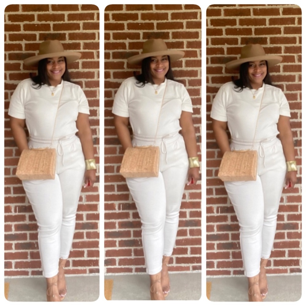 Women’s clothing 2 piece set (bone)